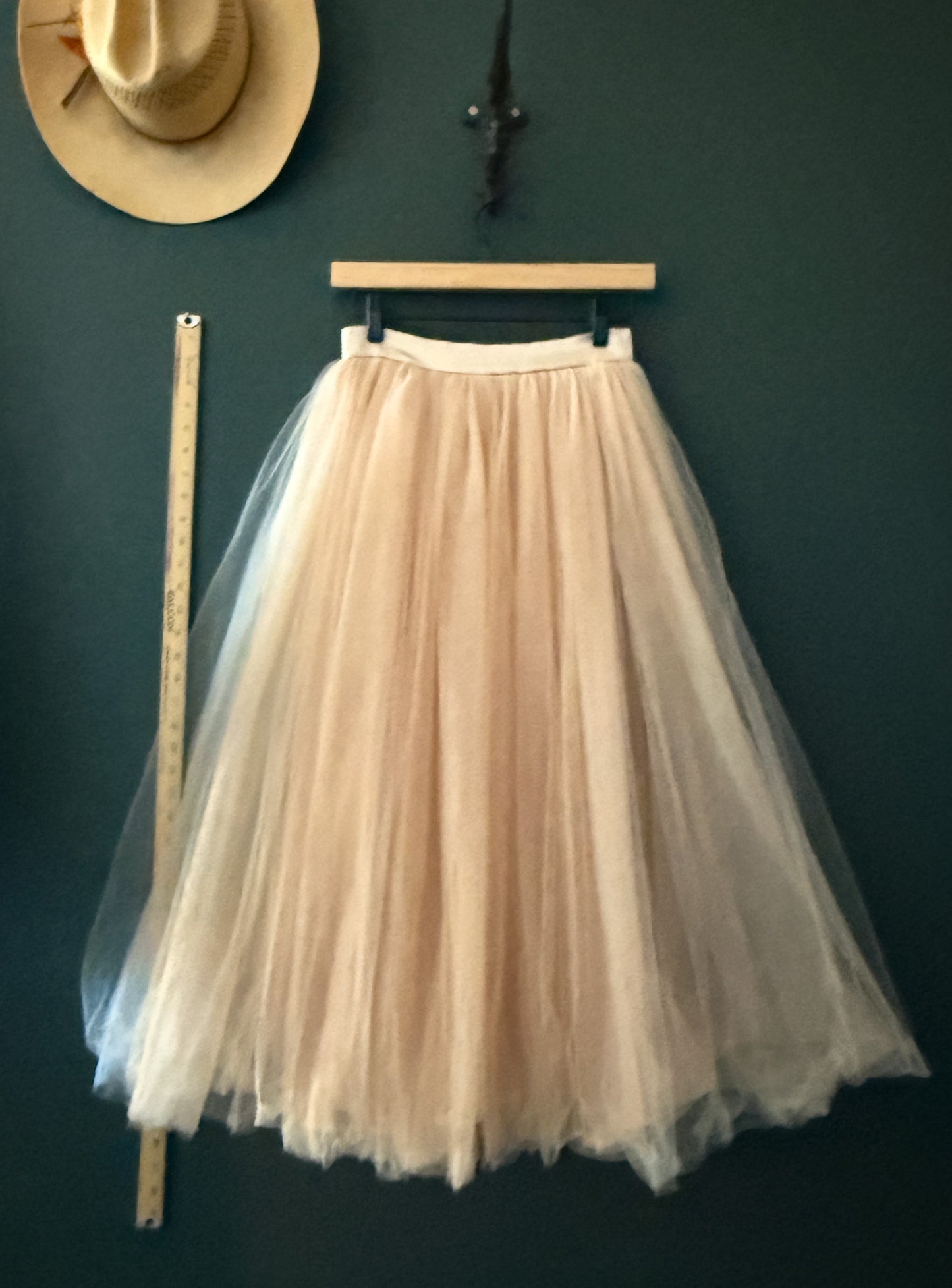 vintage tulle skirt
prairie skirt
bohemian skirt
western vintage skirt